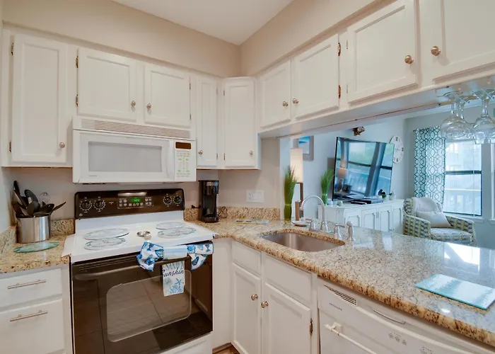 Vibrant Getaway W/ Pool & Access